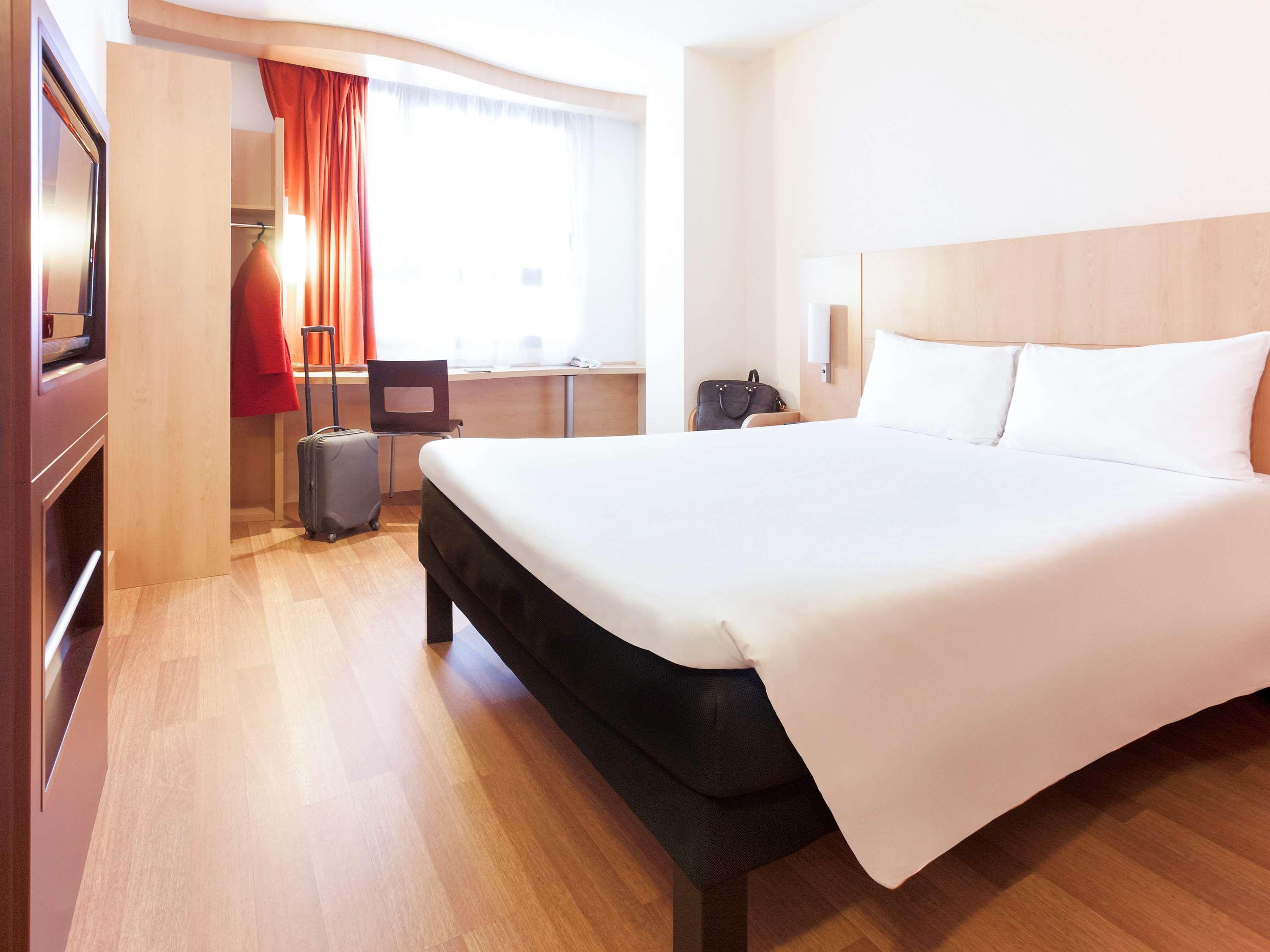 Ibis Centro Ventas Hotel 2*