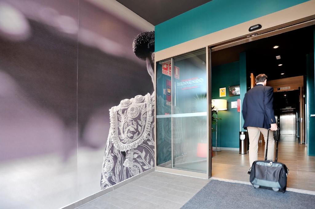 Ibis Centro Ventas 2*
