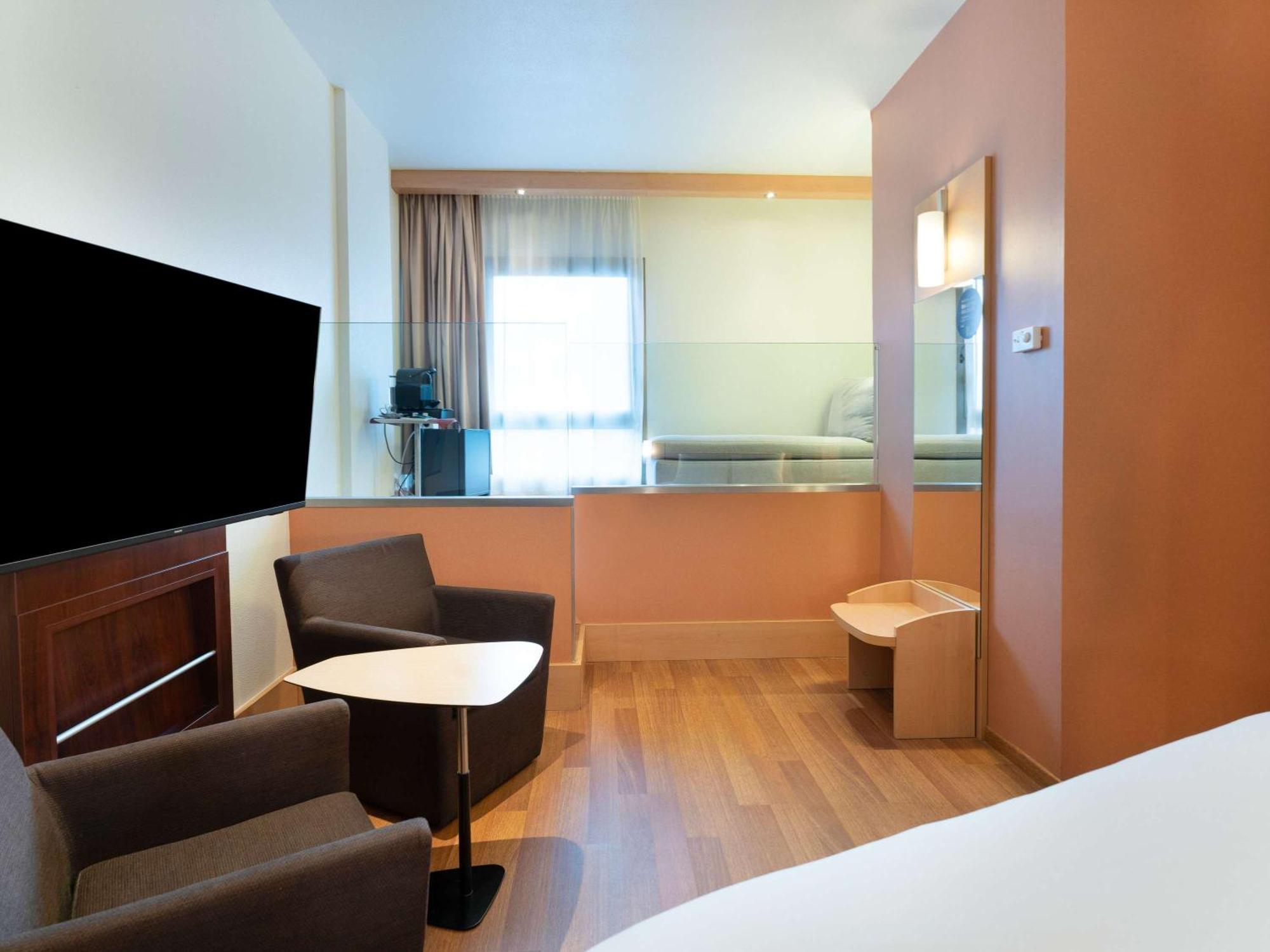 Ibis Centro Ventas Hotel 2*